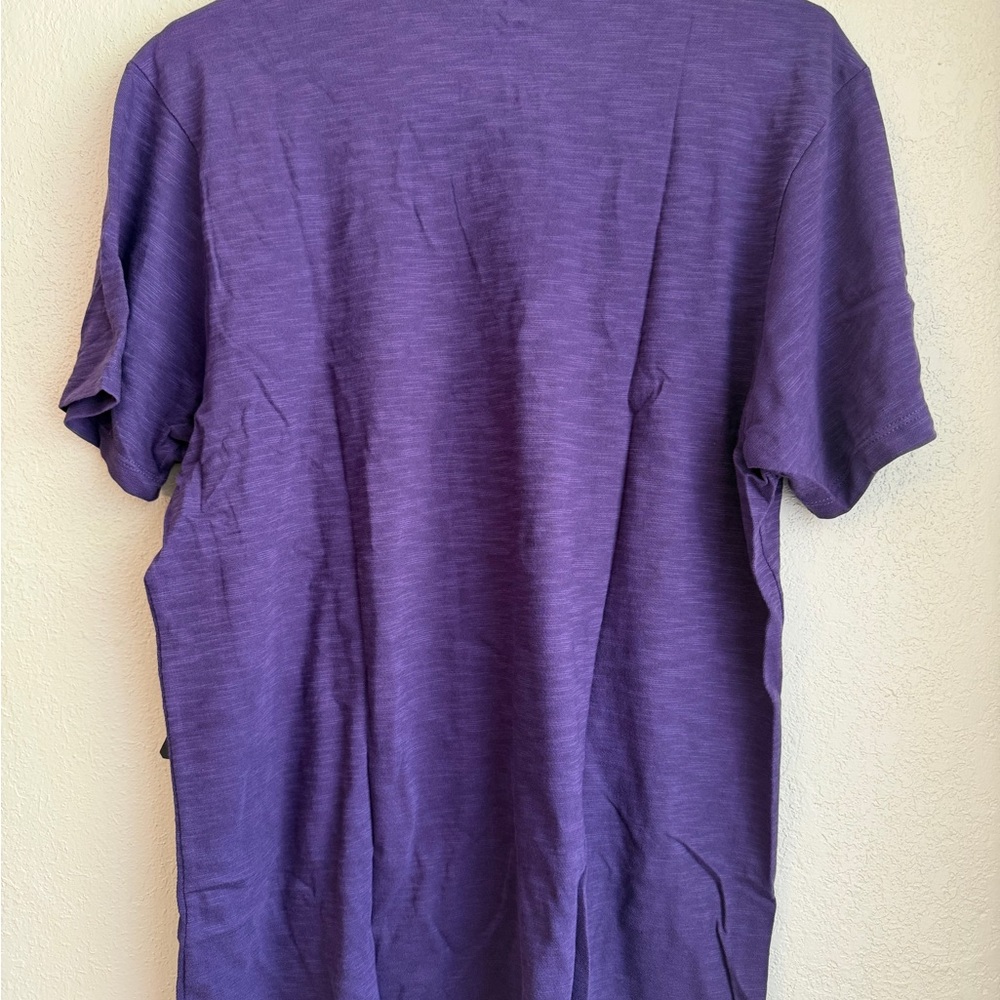 Purple Niagara University T-Shirt medium nwt - Picture 3 of 6
